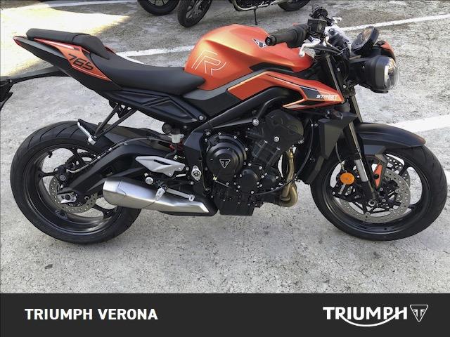 TRIUMPH Street Triple 765 R